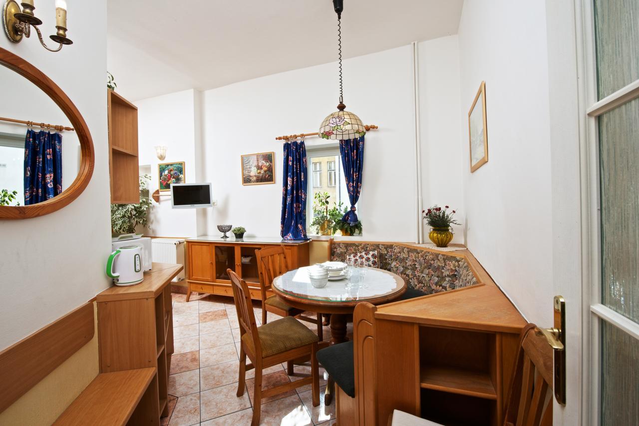 Alice House Apartahotel 3*