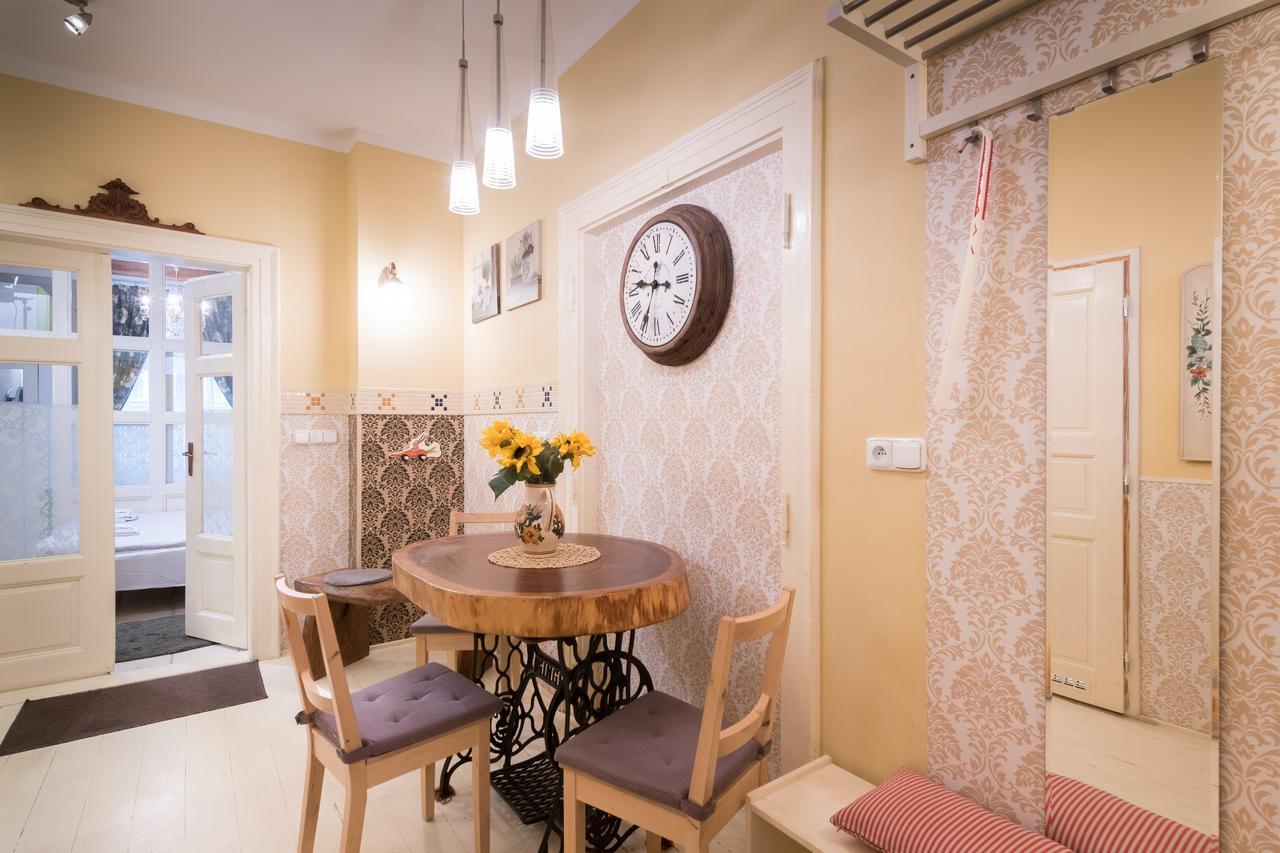 Alice House 3*