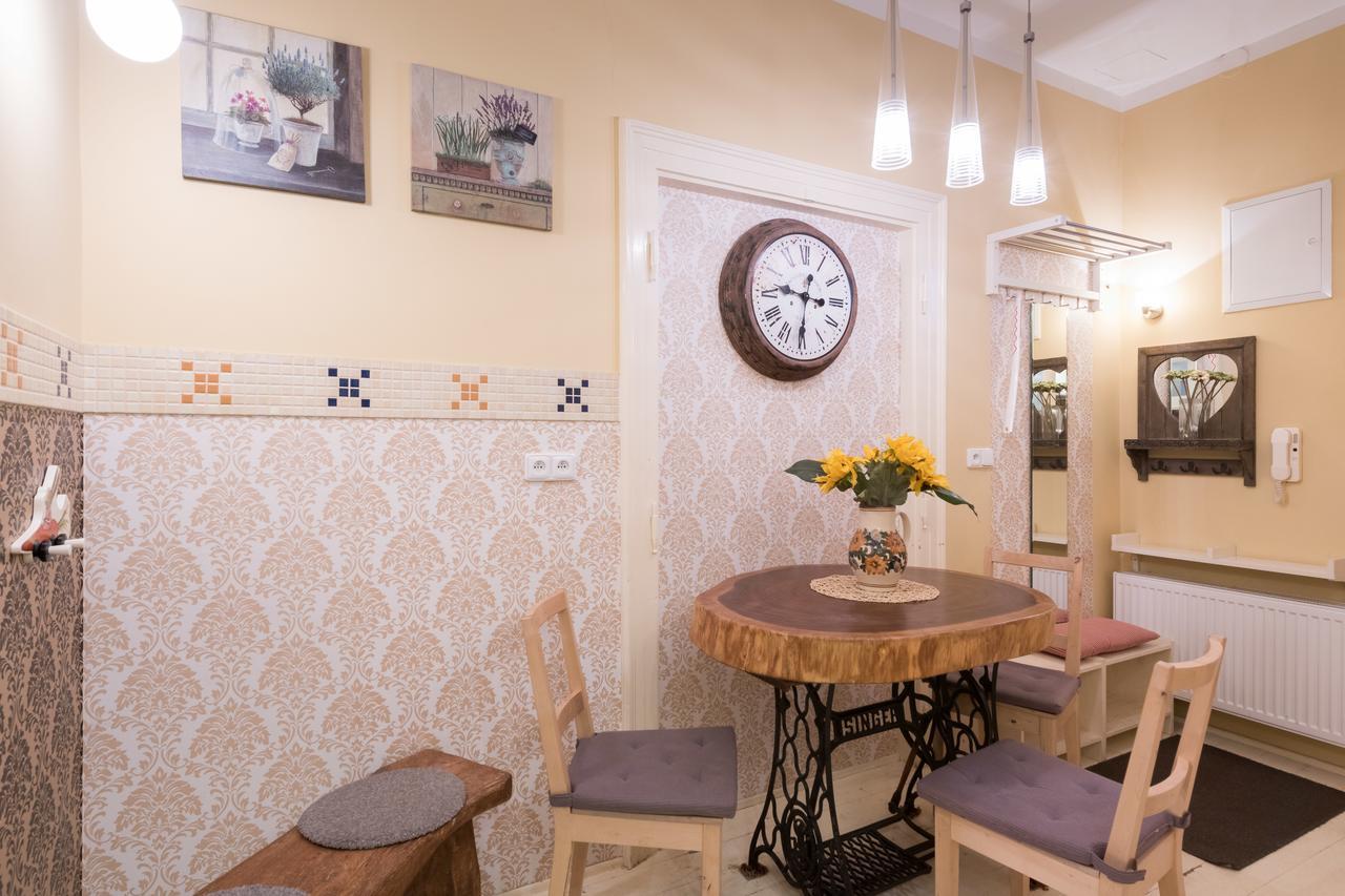 Apartahotel Alice House 3*