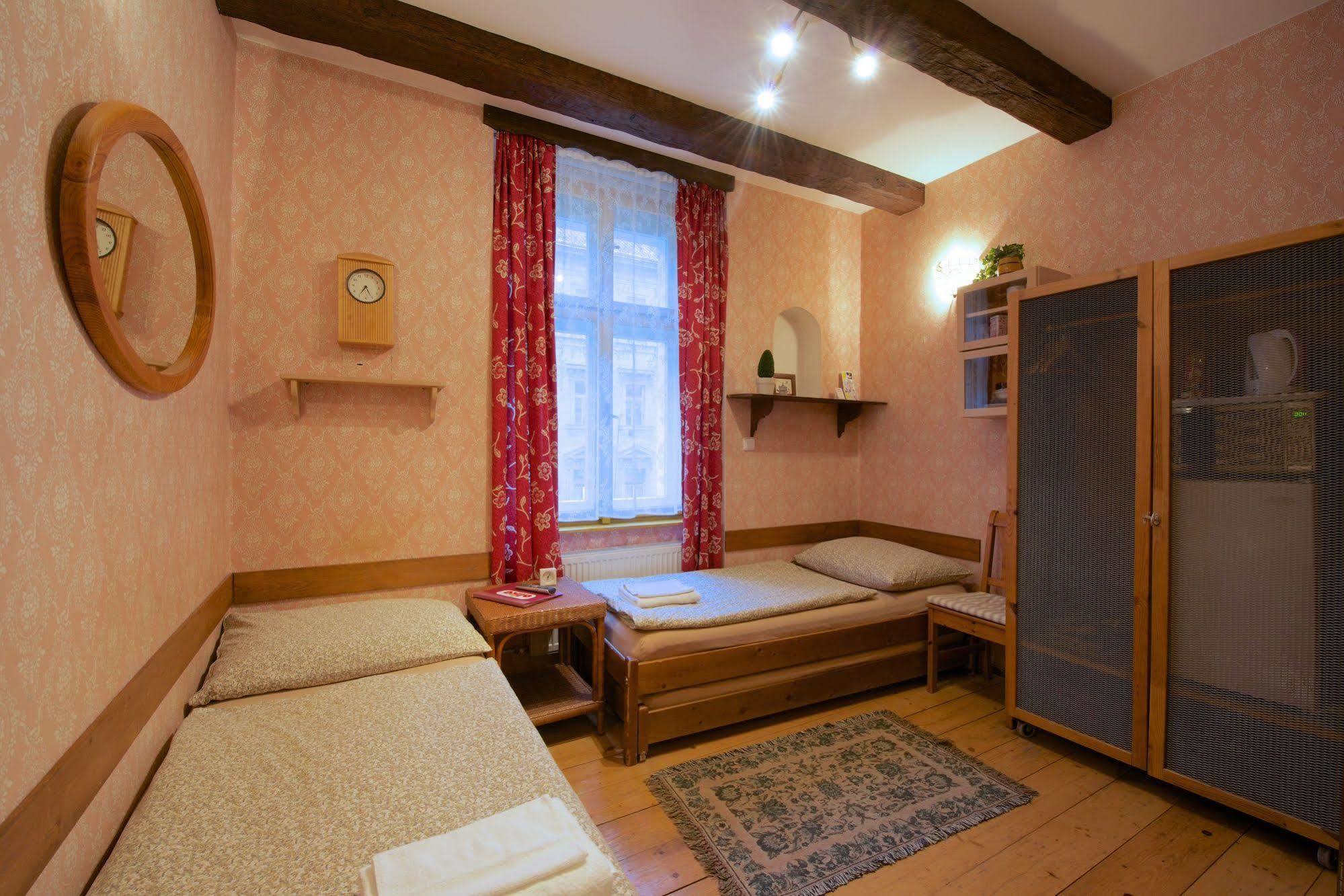 Alice House Apartahotel