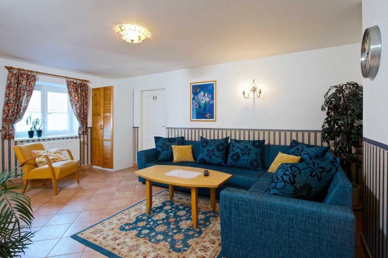 Alice House Apartahotel 3*
