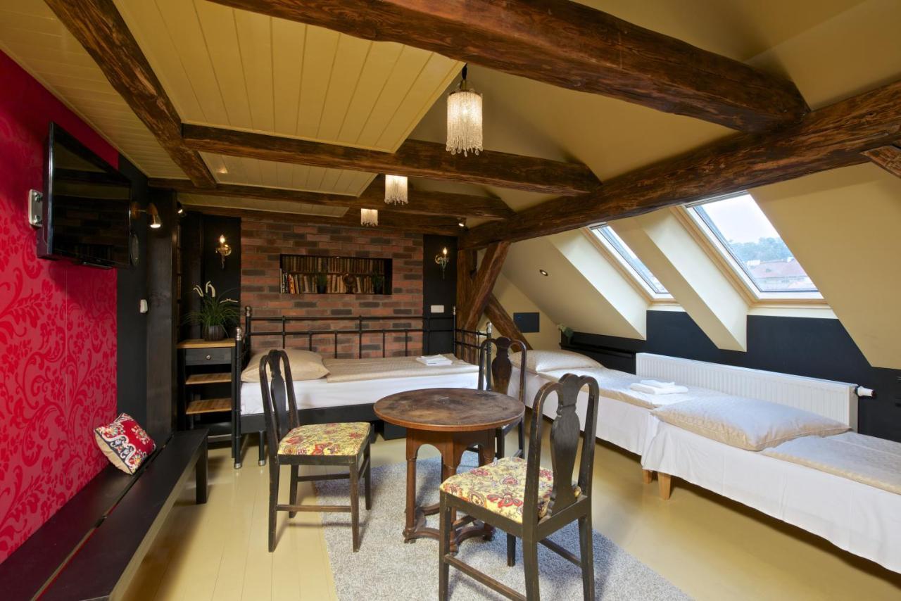 Alice House Apartahotel 3*