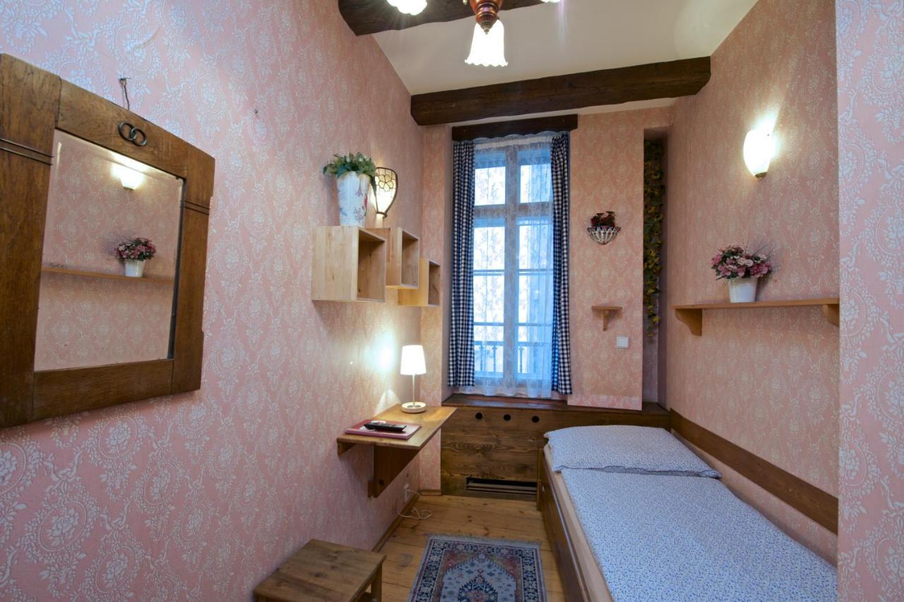 Alice House Apartahotel 3*